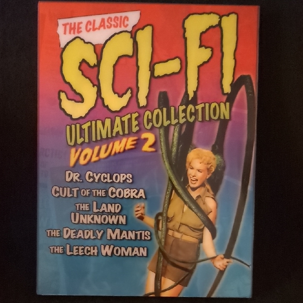 "THE CLASSIC SCI-FI ULTIMATE COLLECTION. VOL 2"  COLOR-B/W. 3 DVDS. NOT RATED.